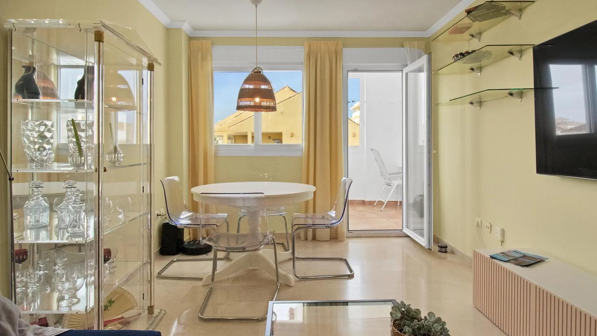 Apartment Estepona Puerto Blanco Appartement - Casa Valk