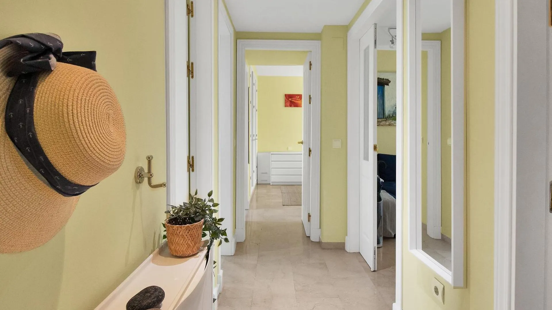 Estepona Puerto Blanco Appartement - Casa Valk