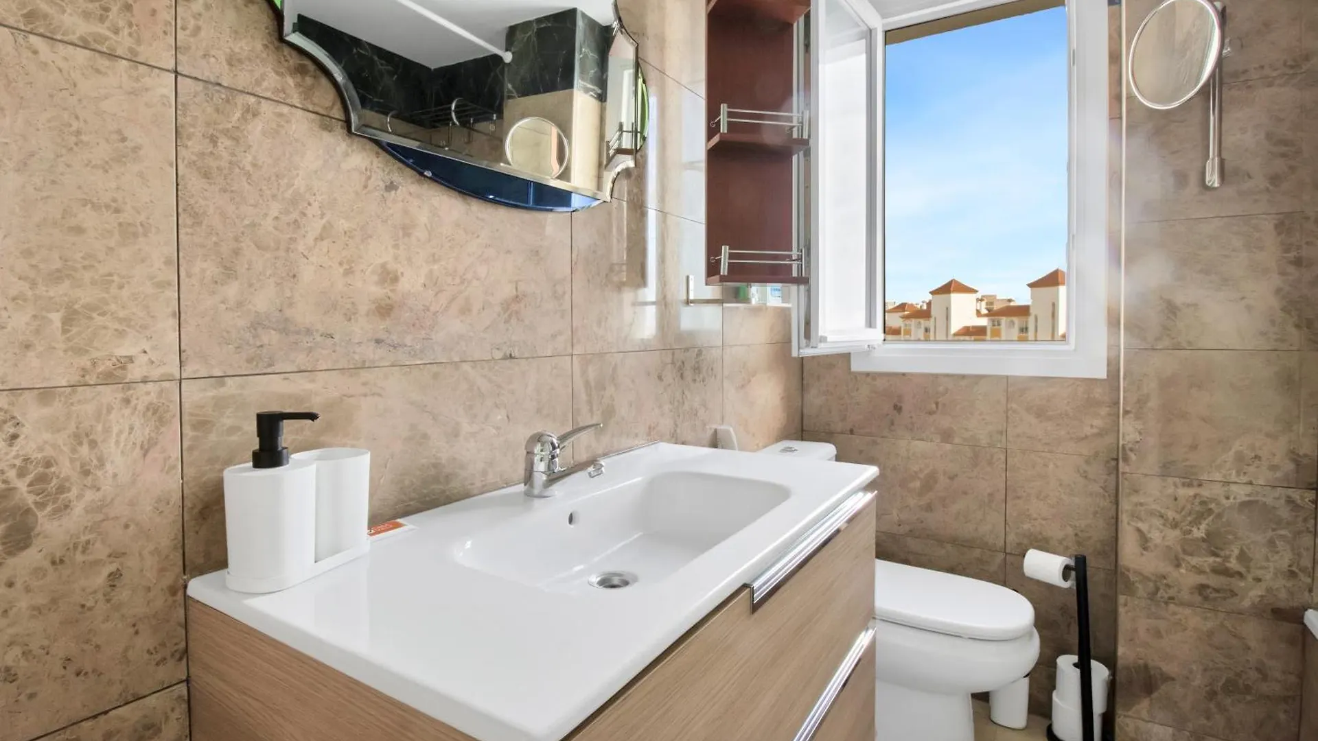 Estepona Puerto Blanco Appartement - Casa Valk 0*,  Spain